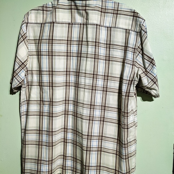 Dickies short sleeve plaid button down shirt. Men's medium (38-40). - Picture 3 of 8